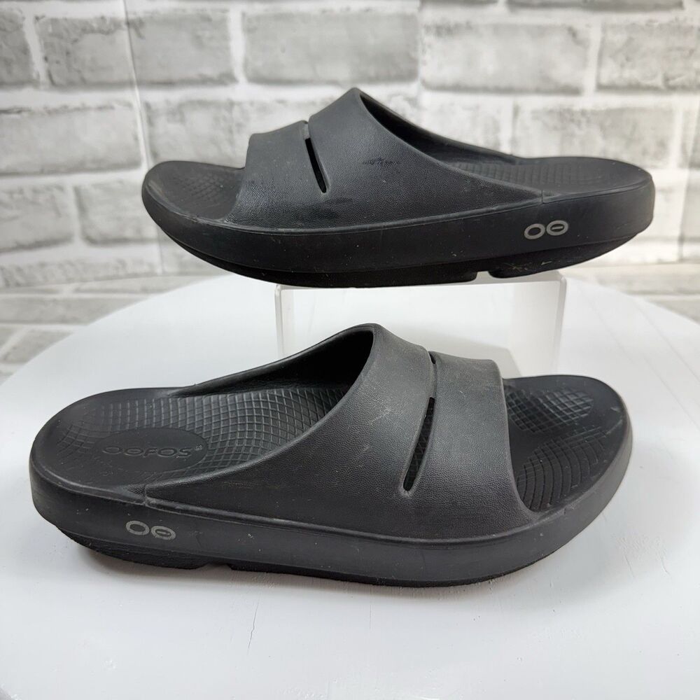 OOFOS OOahh Slide Sandals Black Women's Size 6 EU 37 Comfort Recovery Shoes